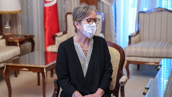 الرئيس التونسي قيس سعيّد يكلف نجلاء بودن بتشكيل حكومة جديدة