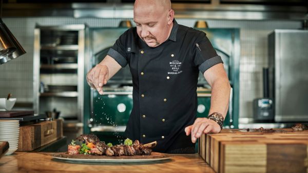 Award-winning 1920s Chicago Steakhouse Butcher & Still Comes Back To Four Seasons Hotel Amman For A Limited Time