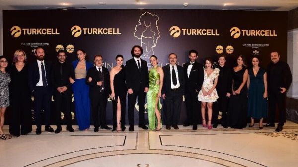 حفل العدسة الذهبية