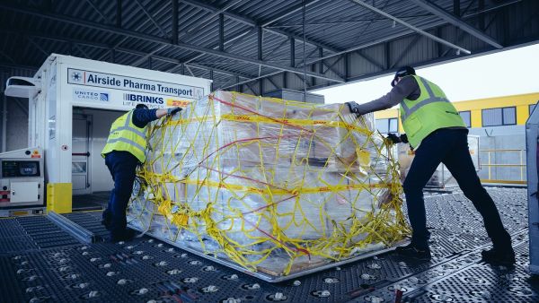 DHL vaccine distribution. Key Milestone: DHL Delivers 1 Billion Covid-19 Vaccine Doses