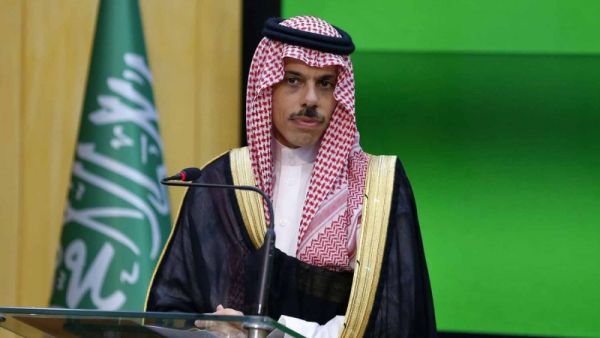 السعودية وإيران وشراء الوقت