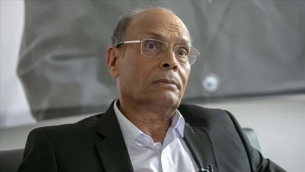 قيس سعيد والمرزوقي باعتباره خراجا إخوانيا