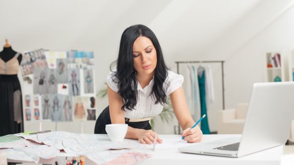 حظك اليوم مع توقعات الأبراج اليوم الخميس 28 تشرين الأول/أكتوبر 2021