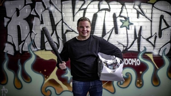 قاعة لتنفيس الغضب الناجم عن تداعيات كوفيد-19