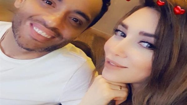 رامي جمال و زوجته 