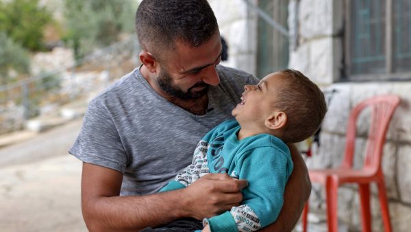 Nine out of ten Syrian refugees in Lebanon live in extreme poverty