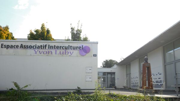 France announced the closure of seven more mosques and associations
