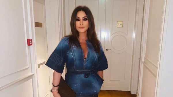Elissa Debuts New Face in Dubai.. Her Sheer Shirt and Red Bra Steal the Show