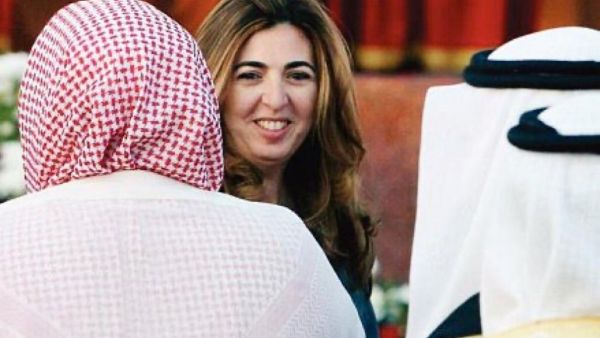 - سفيرة البحرين السابقة لدى #واشنطن هدى نونو «يهودية الديانة» أعلنت عبر #تويتر أن العريس هو ابنها