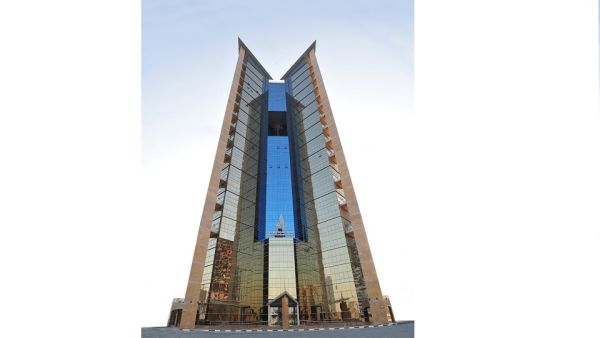 مصرف الشارقة الإسلامي يطلق البطاقة المغطاة للاسترداد النقدي
