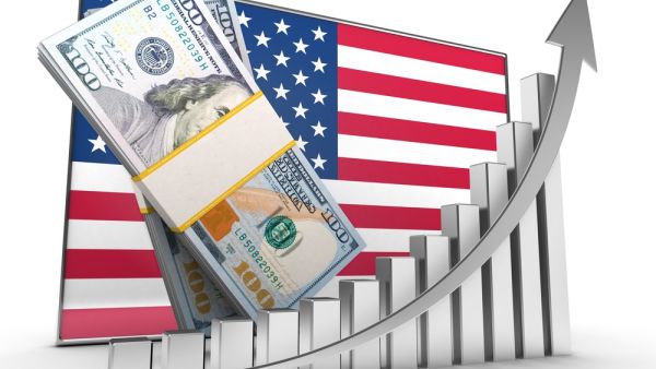 الدولار الأمريكي يسجل ارتفاعاً وسط مخاوف من أن يرفع التضخم أسعار الفائدة
