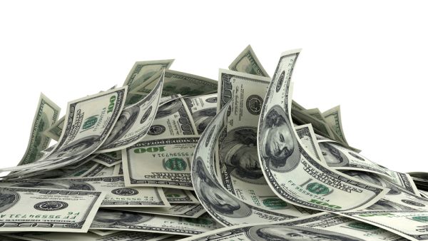 يجب معرفة أن تمييز الدولار الأصلي عن المزور مهما كان مصنع بطريقة متقنة، هو أمر ممكن