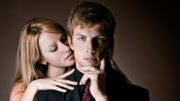 علاقات البوابة: 6 أنواع من النساء يكرهها الرجال