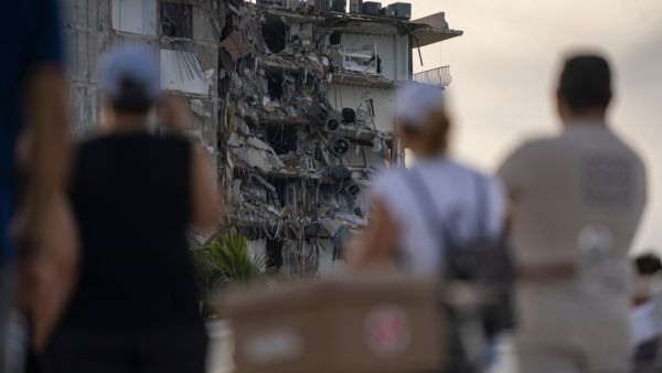Death toll rose to 9 in Georgia after apartment collapse