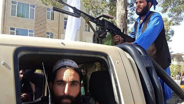 عناصر من حركة طالبان