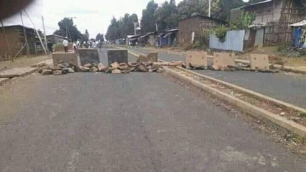 المتمردون يتقدمون