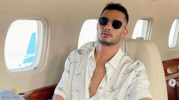 محمد رمضان يتعهد بعدم خلع ملابسه على المسرح مرة أخرى
