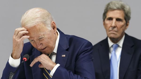 Trump mocks Sleepy Joe for nodding off during COP26
