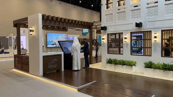ستتجسد مشاركة ديار المحرق عبر منصتها في المعرض على مدى ثلاثة أيام تحت مظلة جناح مؤسسة التنظيم العقاري ديار المحرق تُشارك في ستي سكيب جلوبال تحت مظلة مؤسسة التنظيم العقاري