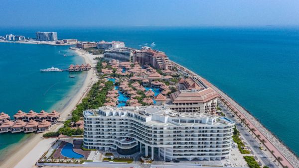 Through its signing with Dubai-based NAS Health Tech, Azizi is procuring premium, world-renowned Core Health & Fitness brands from the United States of America Azizi Developments Sources American Star Trac & Nautilus Gym Equipment for Several of Its Dubai Projects