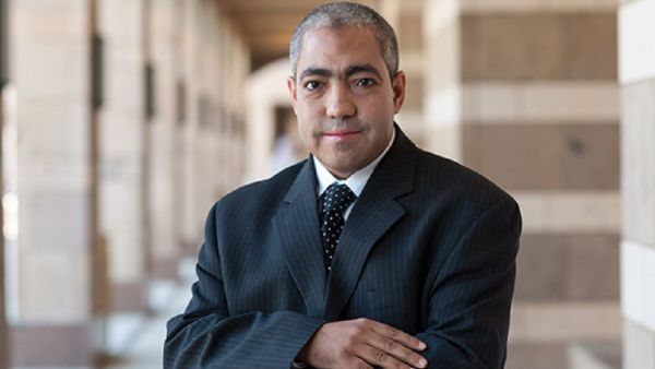 الدكتور ناجح علام للعام الثاني علي التوالي: أساتذة من الجامعة الأمريكية بالقاهرة في قائمة ستانفورد لأفضل 2٪ من العلماء في العالم