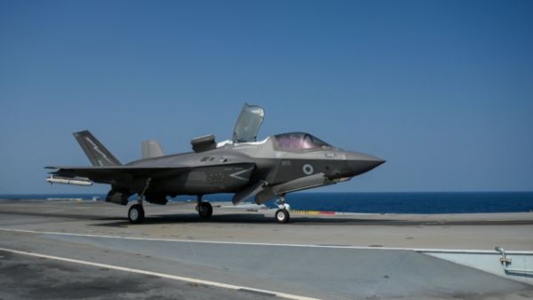 A F-35B fighter jet