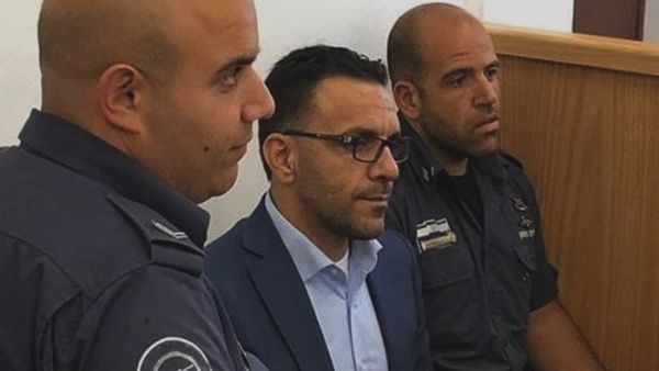 سلطات الاحتلال منعت محافظ القدس عدنان غيث من حضور زفاف ابنته البكر "منى"