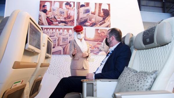 طائرة الإمارات A380 اجتذبت أكثر من 17 ألف زائر ختام ناجح لمشاركة طيران الإمارات في معرض دبي للطيران 2021