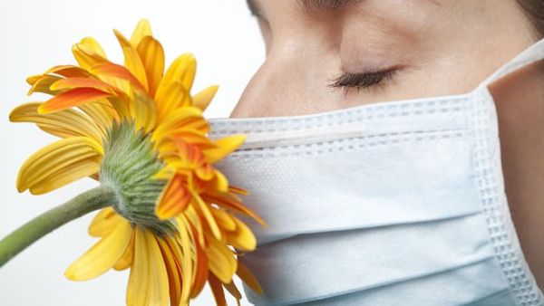 طبيب البوابة: حاسة الشم بعد فيروس كورونا هل ستعود؟