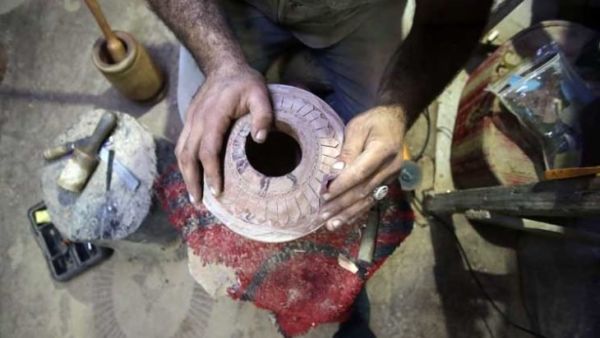 المهباش.. صناعة أردنية تراثية لطحن القهوة