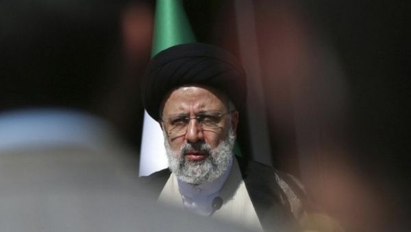 إيران- أميركا.. صفقة أم ضربة عسكرية؟