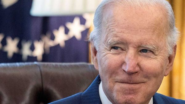 بايدن أمام أسئلة الشعوب حول الديمقراطية