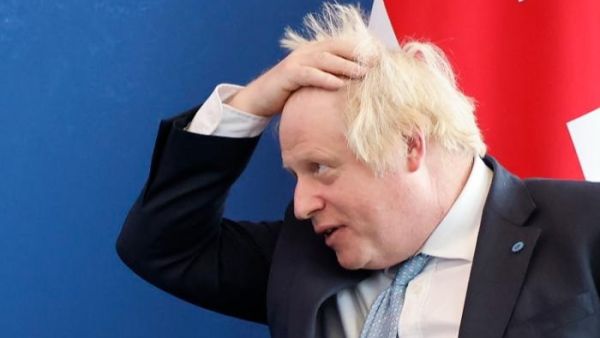 جونسون... عيد مكفهر