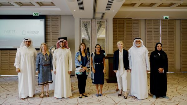 خلال الحدث عقارات جميرا للجولف وجاليري فيريتي للفن المعاصر يفتتحان معرض "إمبرنت" فن للأماكن العامة