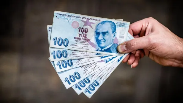 الليرة التركية تواصل تسجيل الخسائر لليوم الرابع