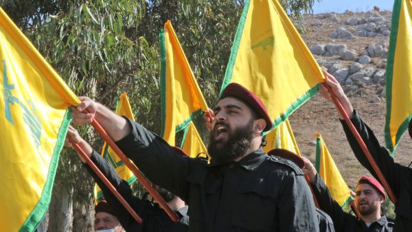 political gap in Lebanon is still increasing despite new cabinet