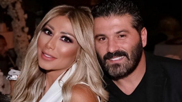 يزن السيد و زوجته