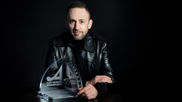 Matthias Hossann PEUGEOT Receives a “Car Design Award” for Its Overall Design