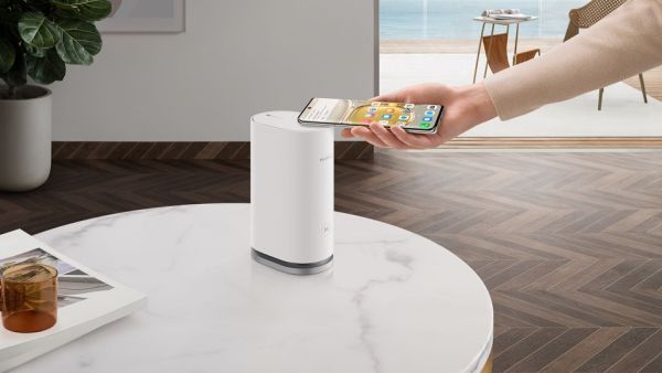 هواوي توفر شبكة Wi-Fi 6 Plus المنزلية فائقة السرعة مع راوتر الشبكات التداخلية الجديد HUAWEI WiFi Mesh 7