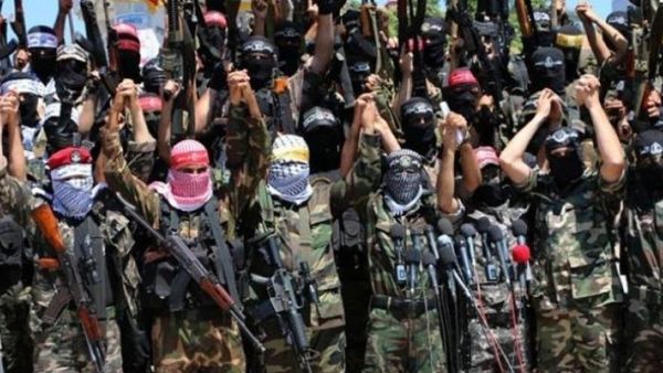 مقاتلون من فصائل المقاومة في قطاع غزة