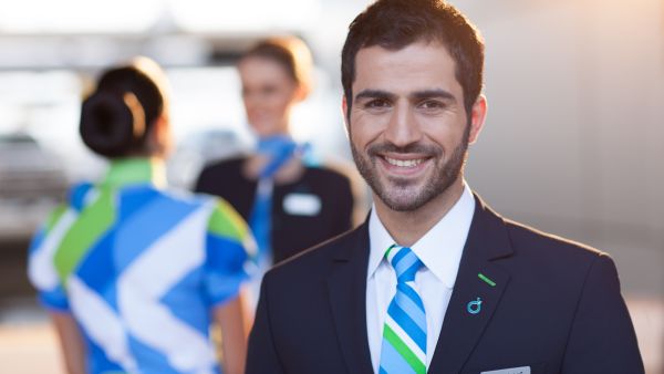 "مرحبا" تقدم خدمات الاستقبال والمساعدة في أستراليا