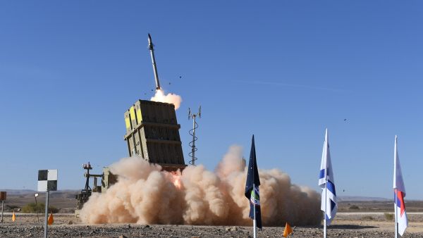 نظام دفاعي اسرائيلي