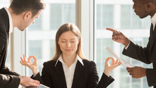 علاقات البوابة: مؤشرات على أن وظيفتك سامة