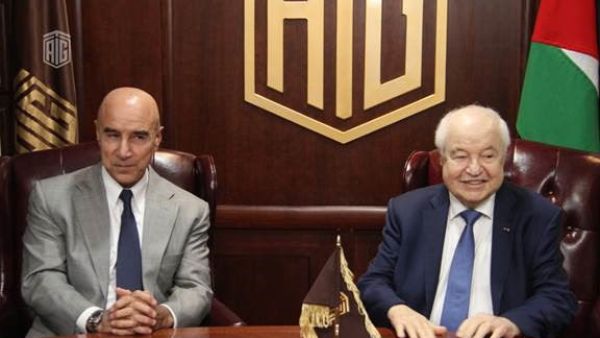 أبوغزاله ووزير الاستثمار يبحثان سبل التعاون لجذب الاستثمارات الخارجية