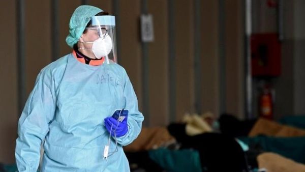 الأرض التي تلعب معنا في المباراة مع "أوميكرون"!