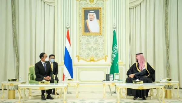 السعودية وتايلاند تعيدان العلاقات الدبلوماسية بعد قطيعة منذ عام 1989