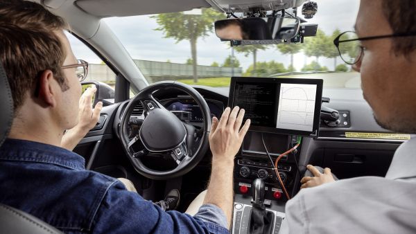 Safe, stress-free, and natural driving experience: hands-free driving functions to be created for one of the world’s biggest vehicle fleets. Automated Driving: Bosch And Volkswagen Group Subsidiary Cariad Agree On Extensive Partnership