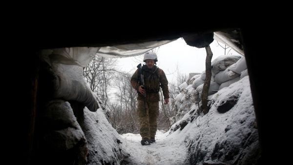US Embassy Staff members to leave Ukraine
