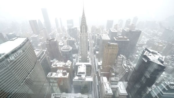 winter storm tears through US East Coast