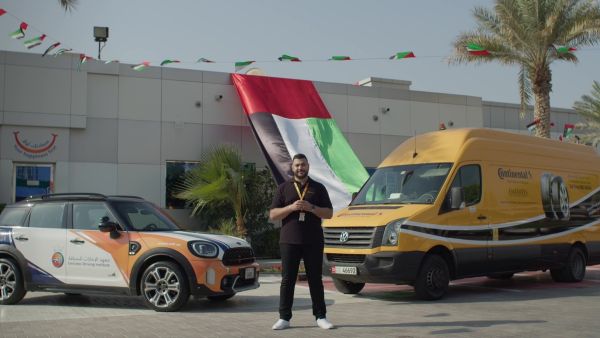 EDI Tyre Safety Campaign Tyre Change with Mohammed Kalas, Continental’s Product Manager Middle East Emirates Driving Institute and Continental Team up for Tyre Safety Campaign